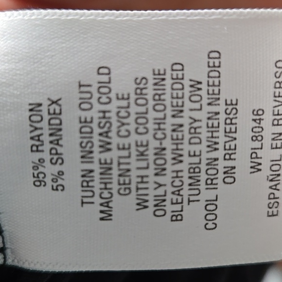 Silver Black Short Sleeve JM Collection SZ medium Rayon Spandex Runs Big - Picture 6 of 8